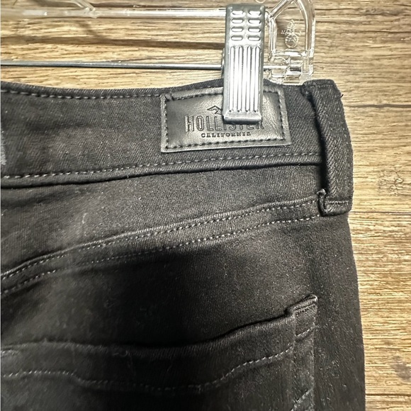 Hollister Black Skinny Distressed Jeans - Picture 4 of 8